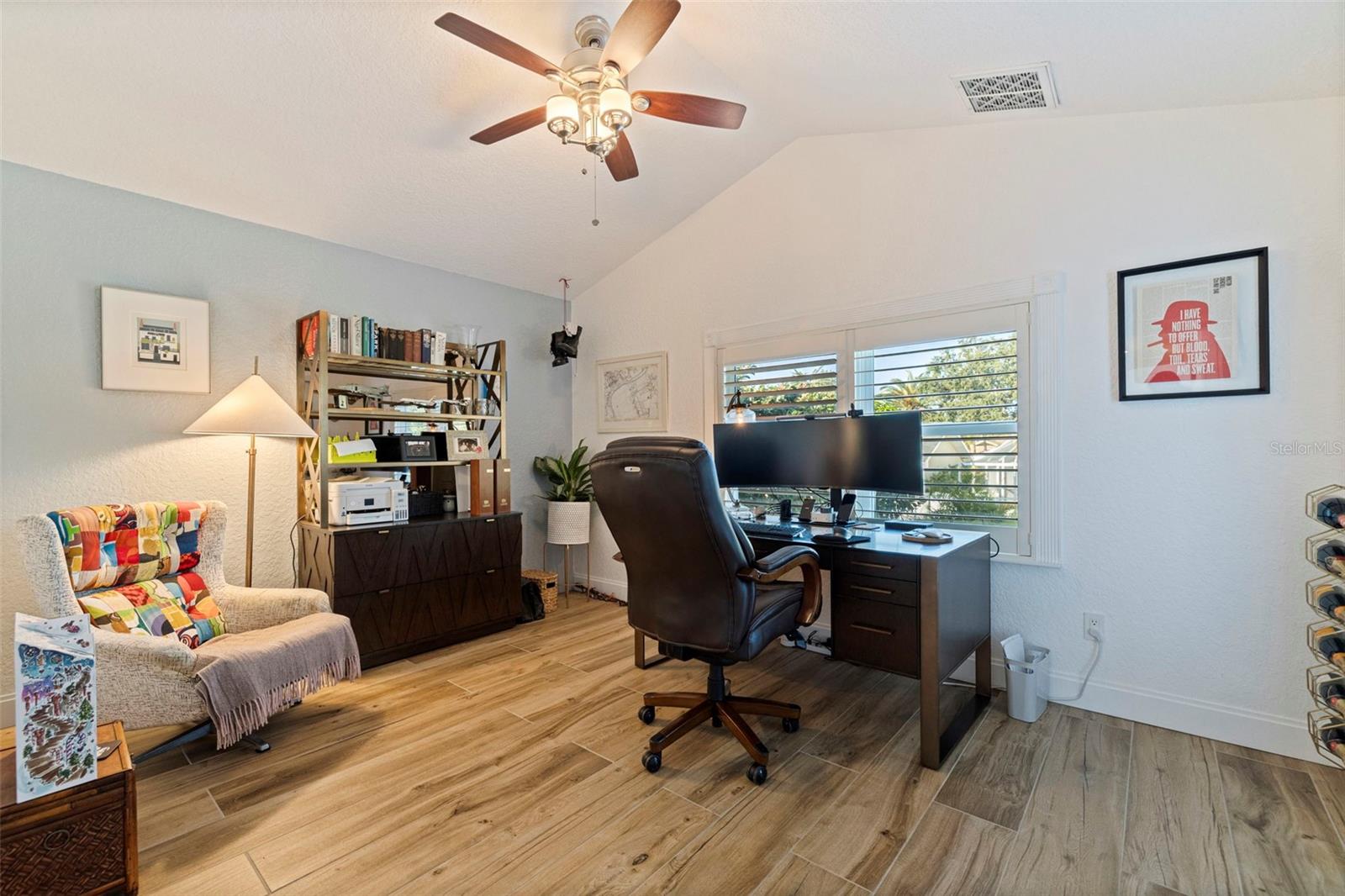 Image 23 of 43 For 842 2nd Avenue S