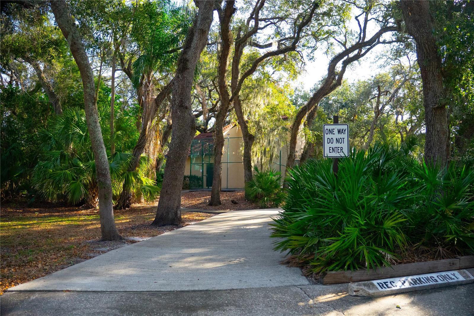 Image 17 of 21 For 2702 5th Court