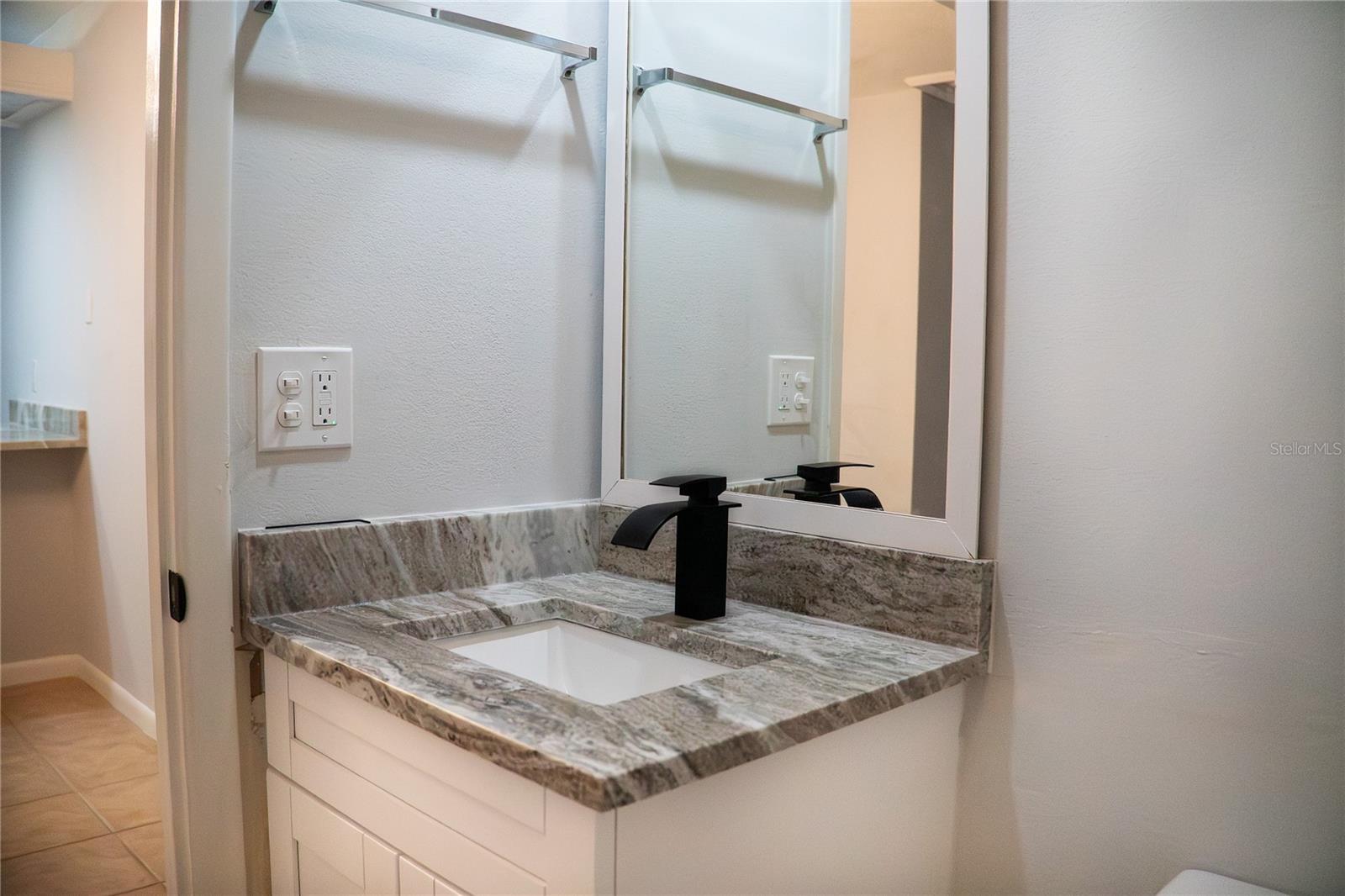 Image 8 of 21 For 2702 5th Court