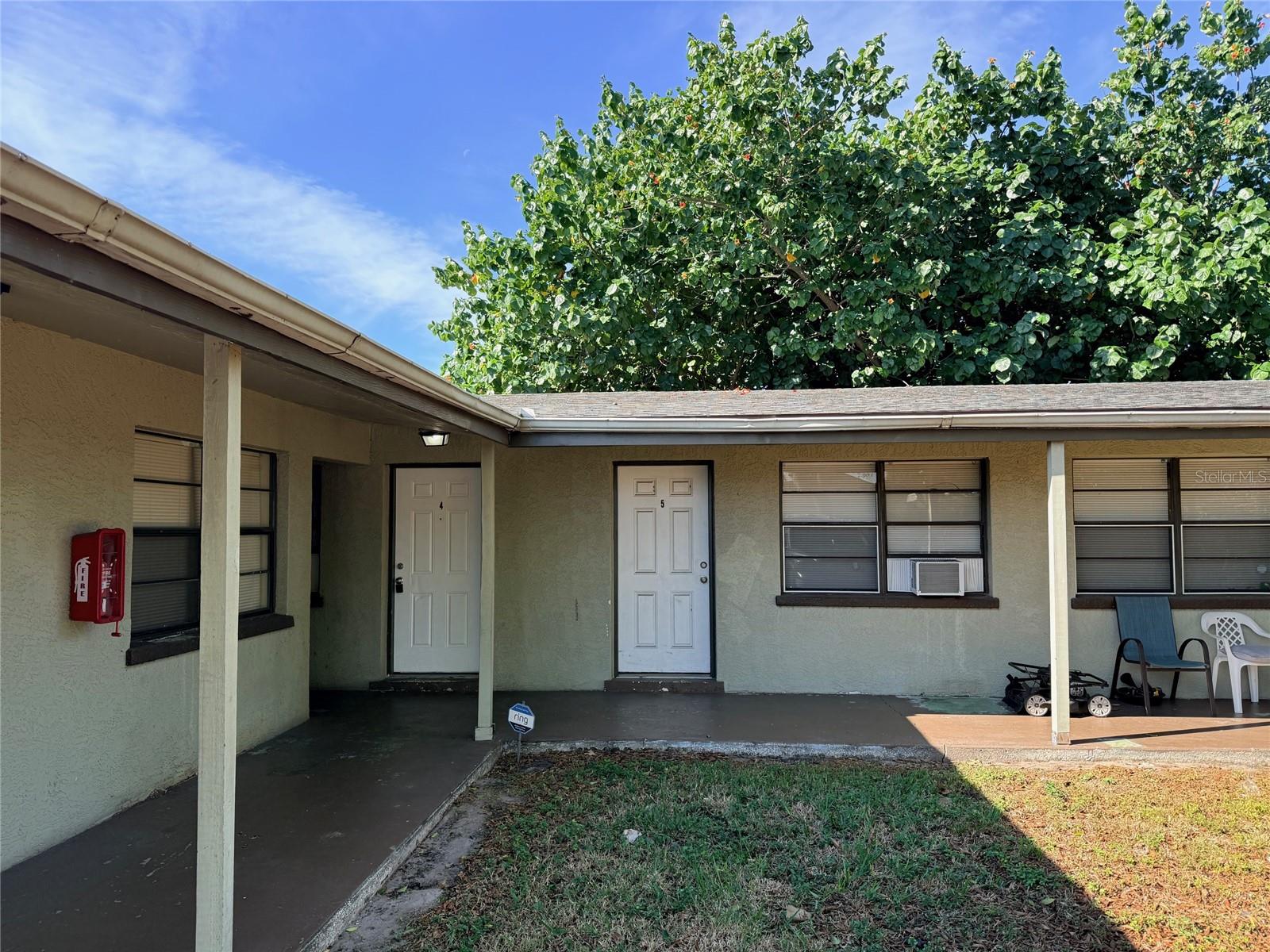 Details for 2404 10th Street W 4, BRADENTON, FL 34205