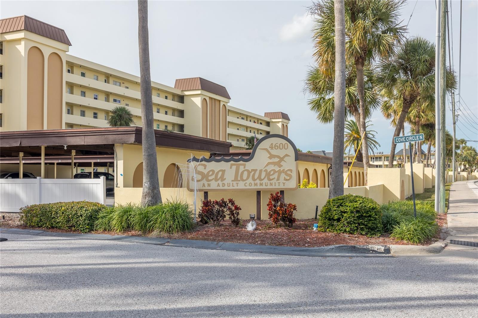 Image 42 of 60 For 4775 Cove Circle 1002