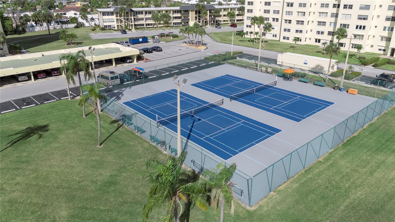 Image 46 of 60 For 4775 Cove Circle 1002