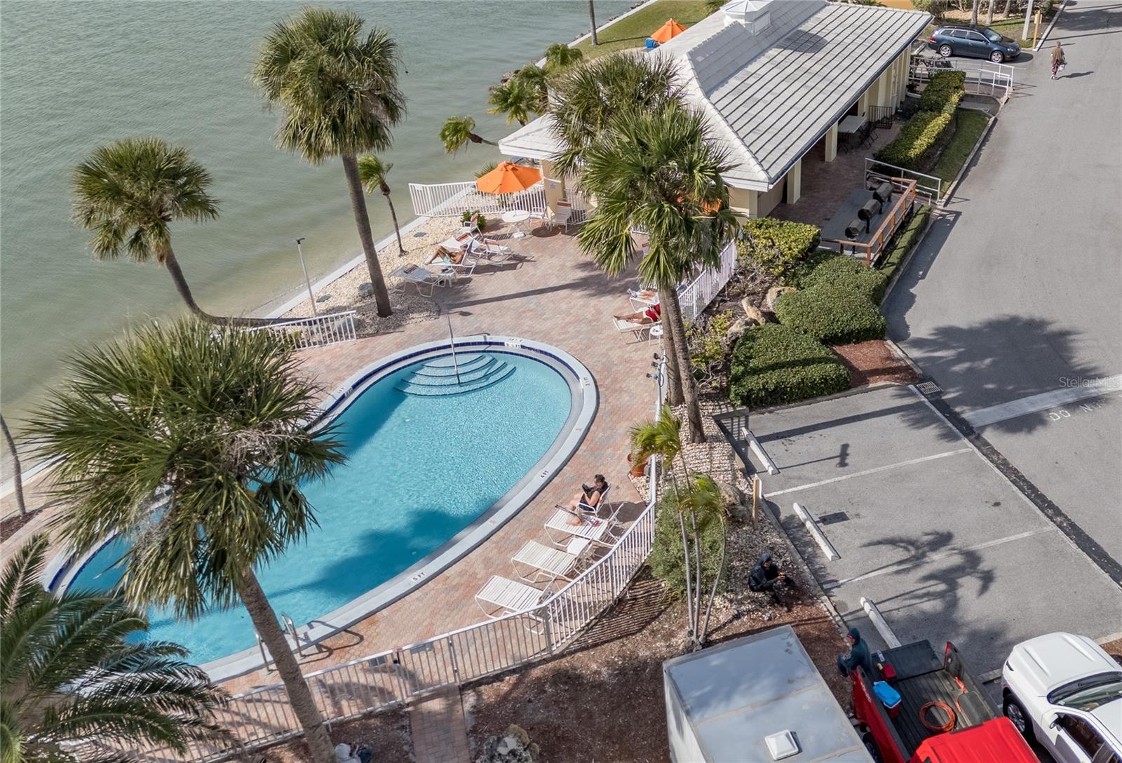 Image 51 of 60 For 4775 Cove Circle 1002