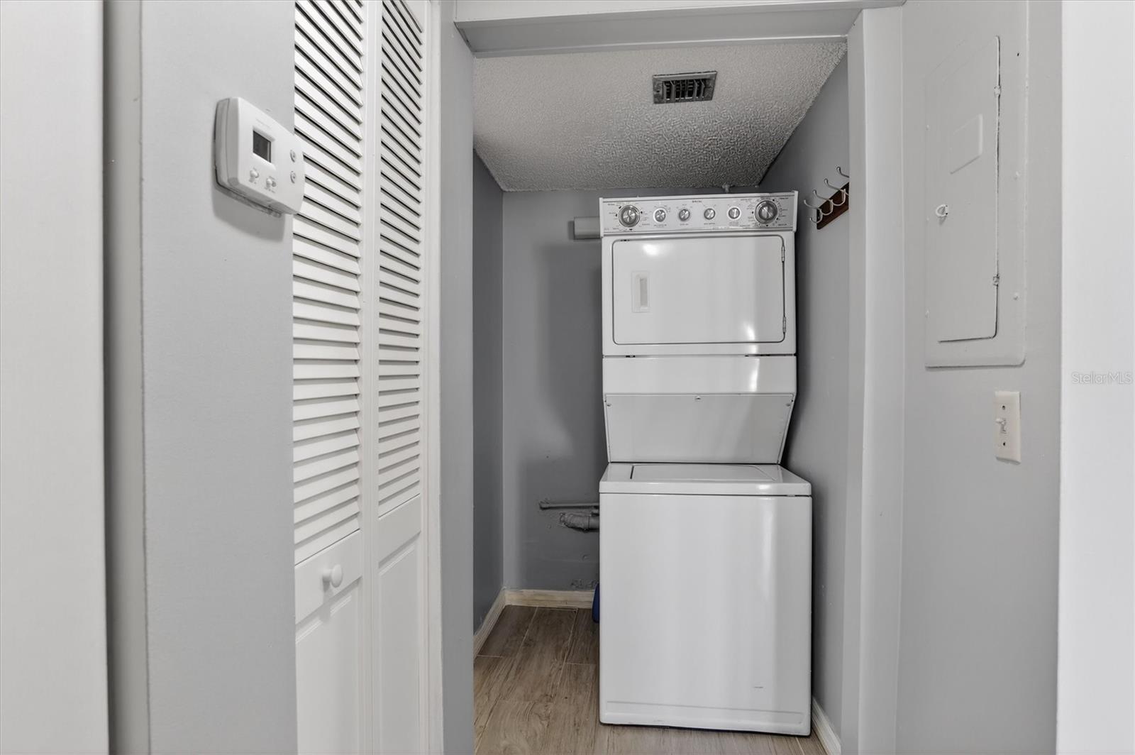 Image 19 of 19 For 511 99th Avenue N 102