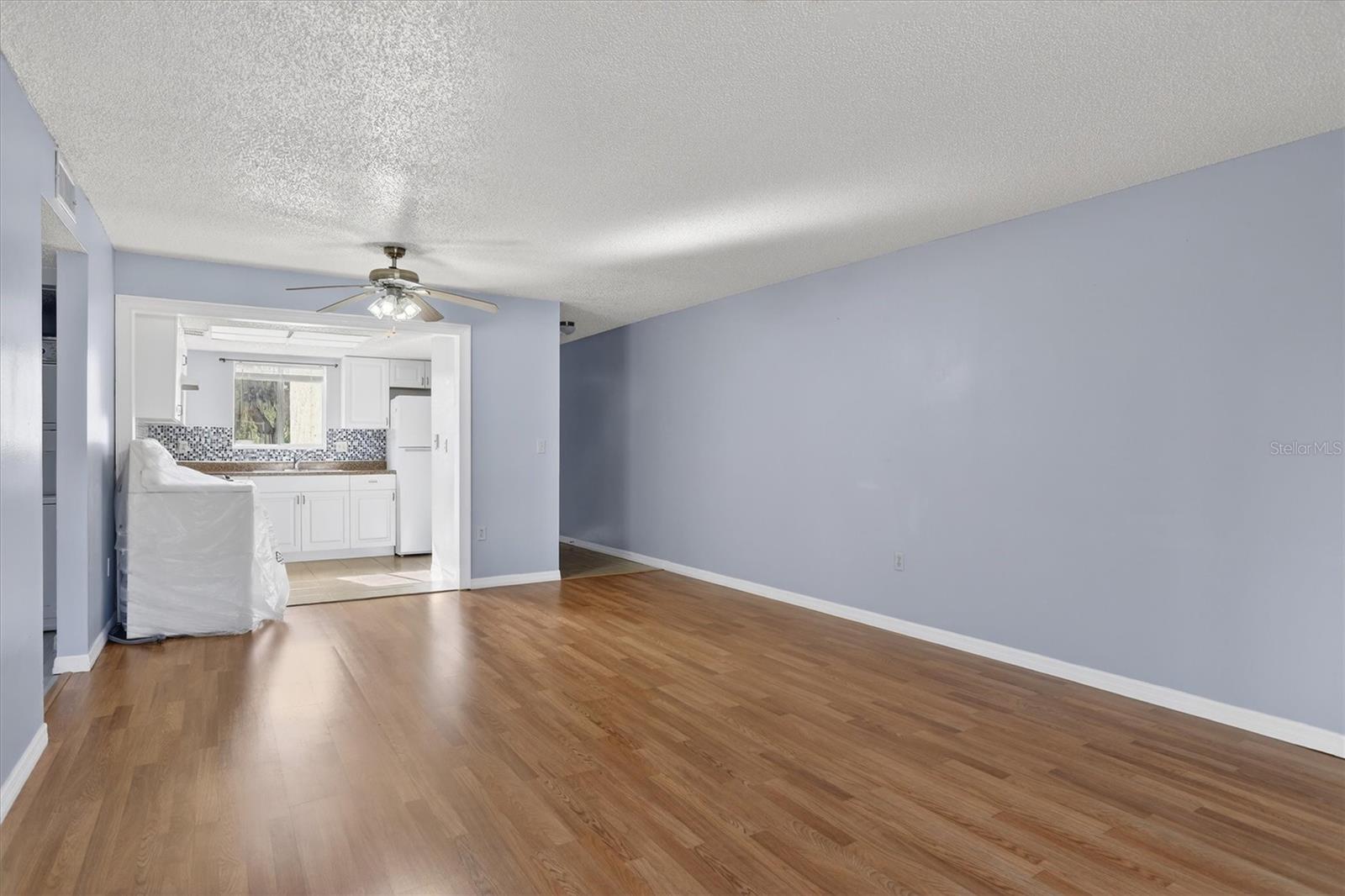 Image 7 of 19 For 511 99th Avenue N 102