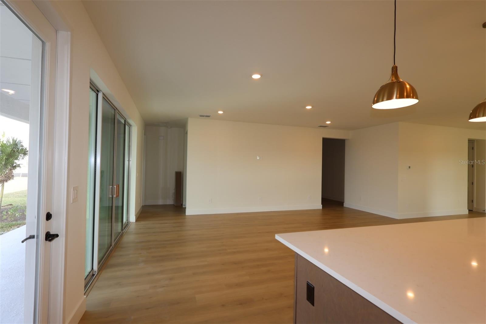 Image 6 of 17 For 12718 Driftwood Tide Drive