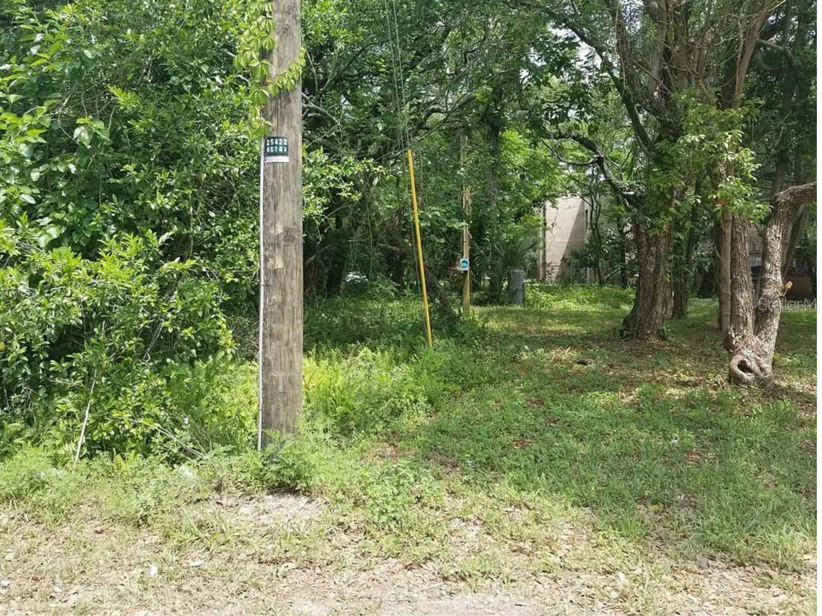 Listing photo id 0 for 832 145th Avenue