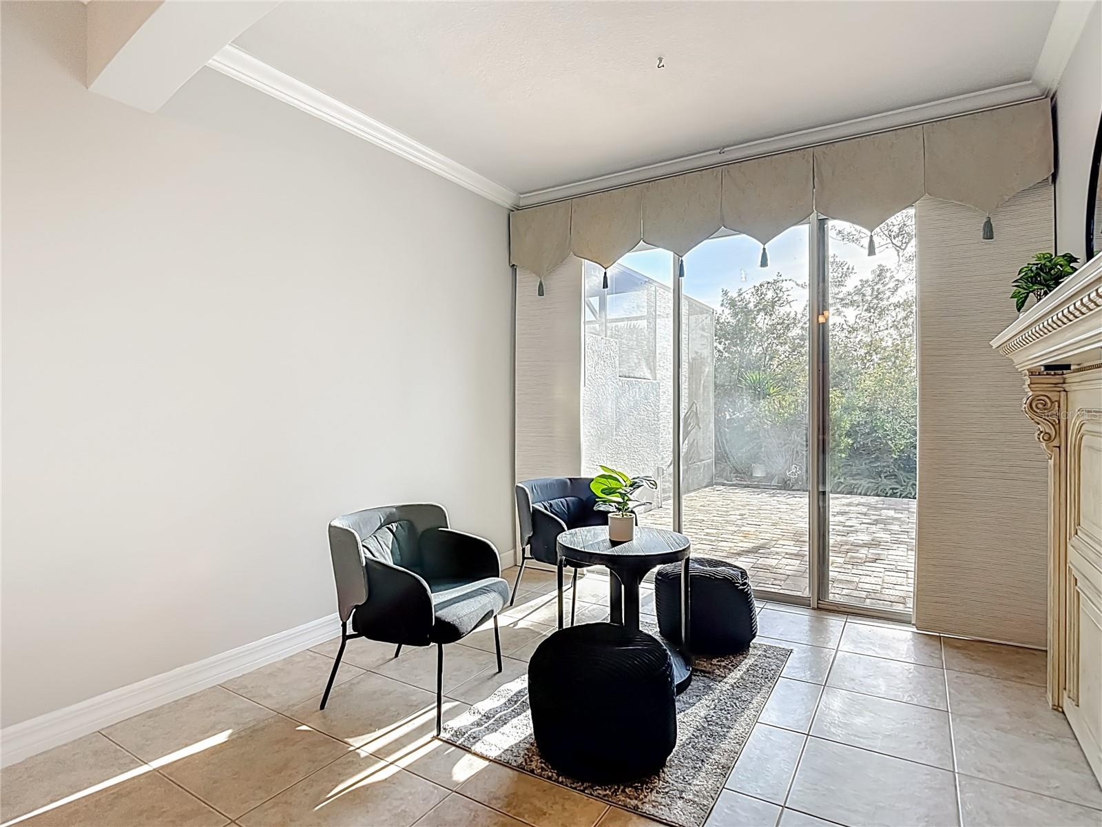 Listing photo id 22 for 7526 Deer Path Lane