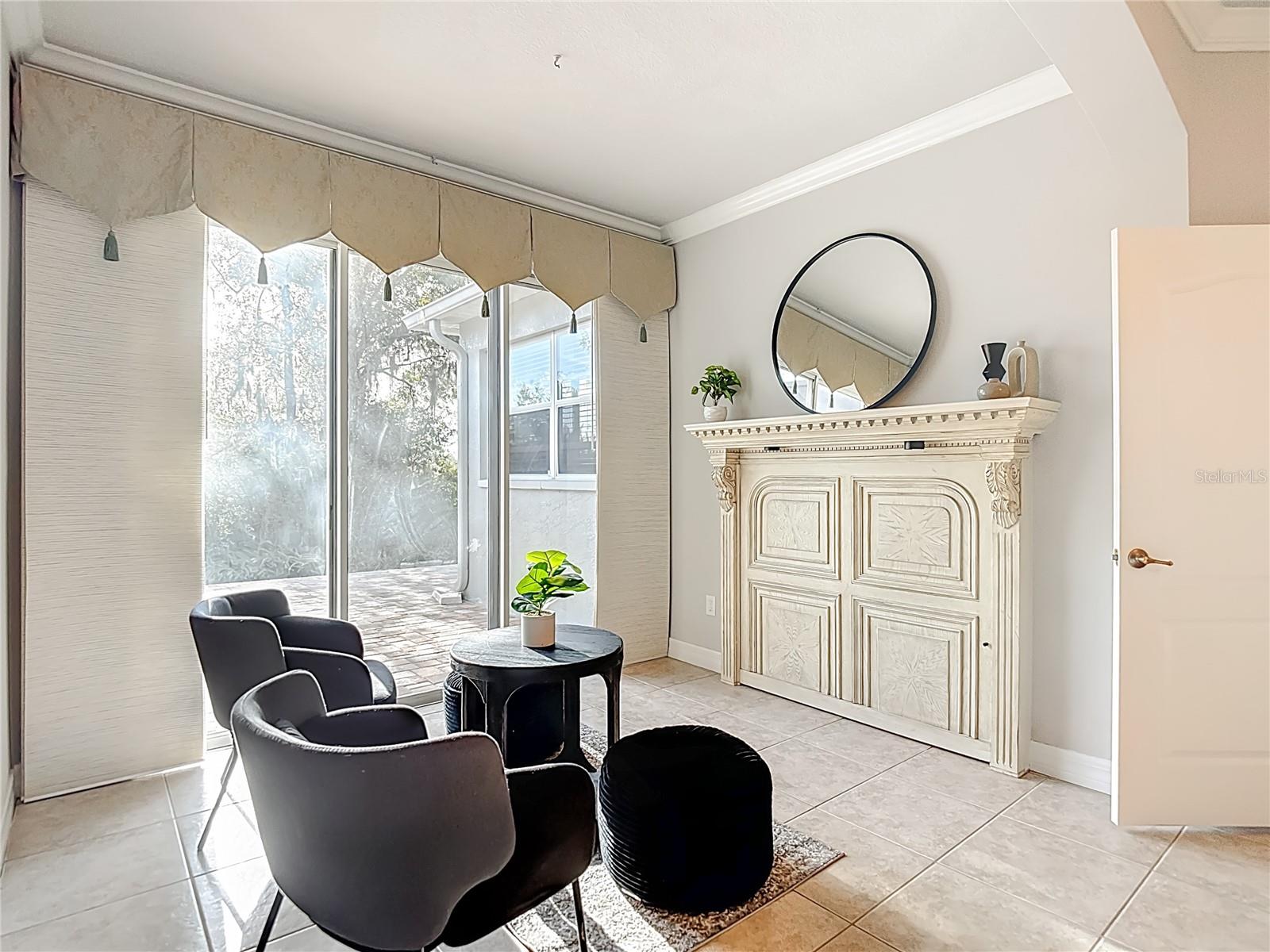 Listing photo id 23 for 7526 Deer Path Lane