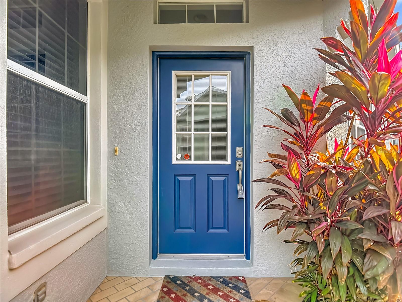 Listing photo id 1 for 7526 Deer Path Lane