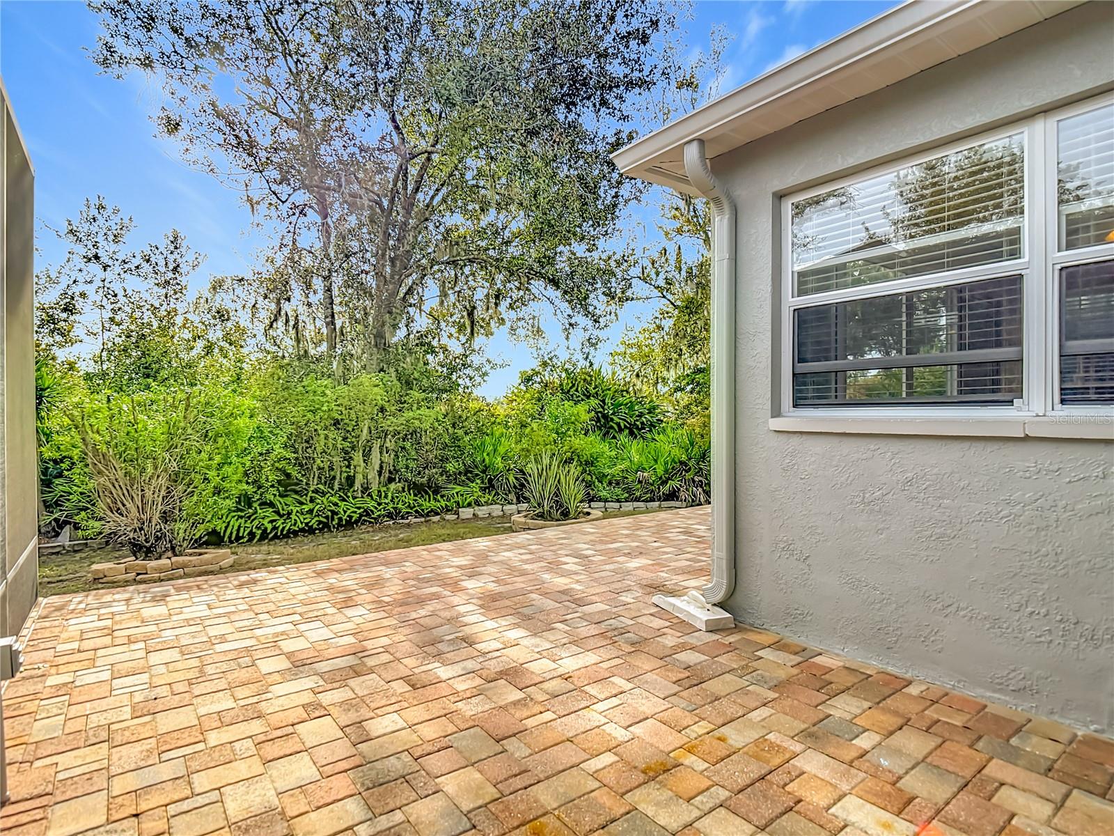 Listing photo id 41 for 7526 Deer Path Lane