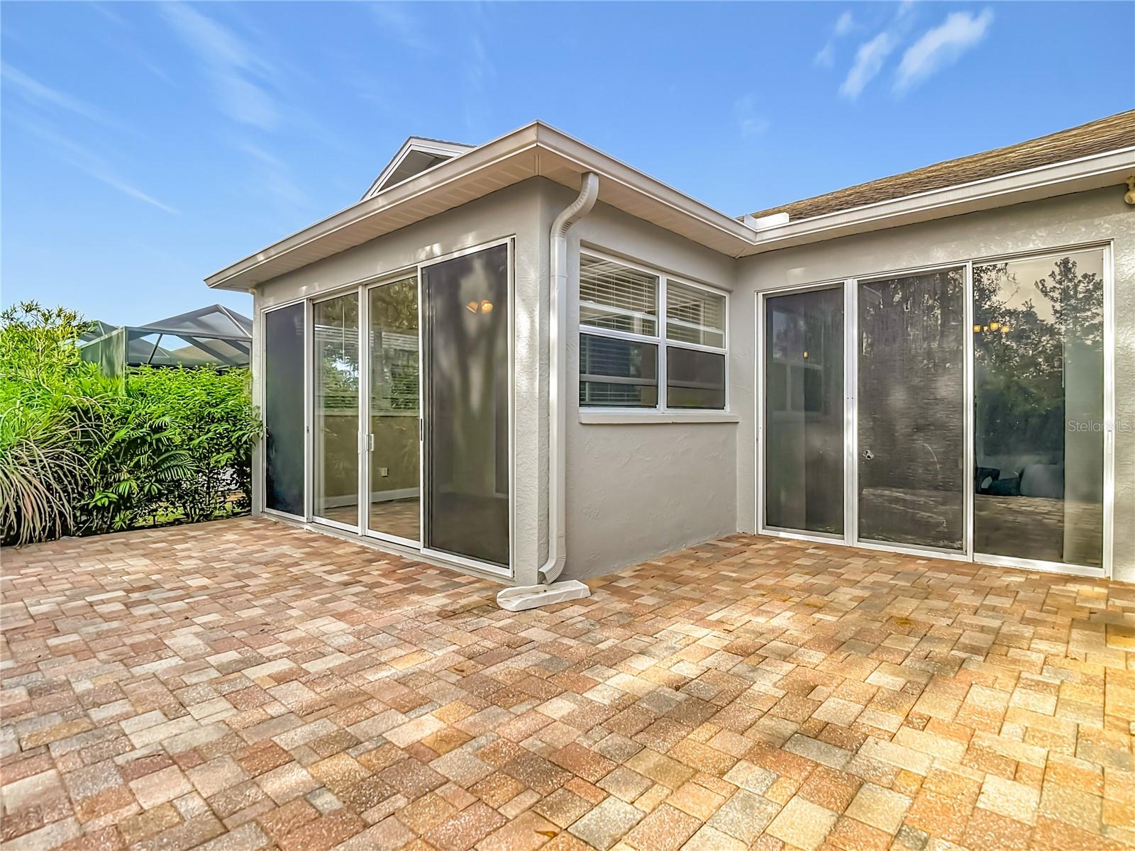 Listing photo id 43 for 7526 Deer Path Lane