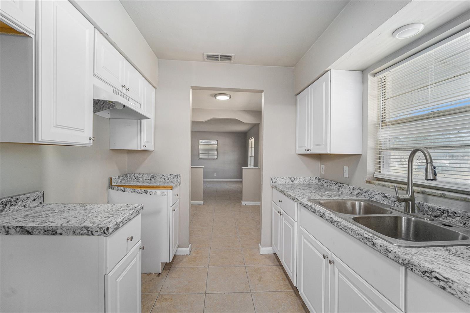 Image 14 of 24 For 7719 Downing Circle