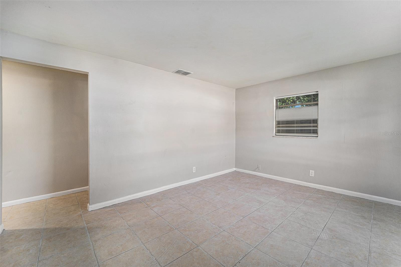 Image 6 of 24 For 7719 Downing Circle