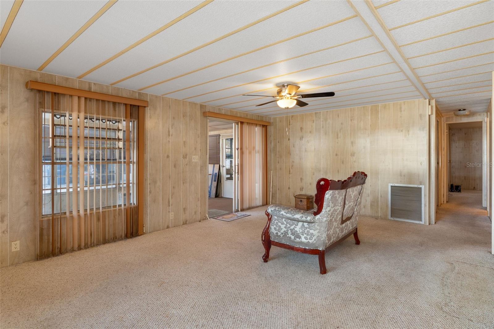 Image 10 of 43 For 12118 Fairway Avenue