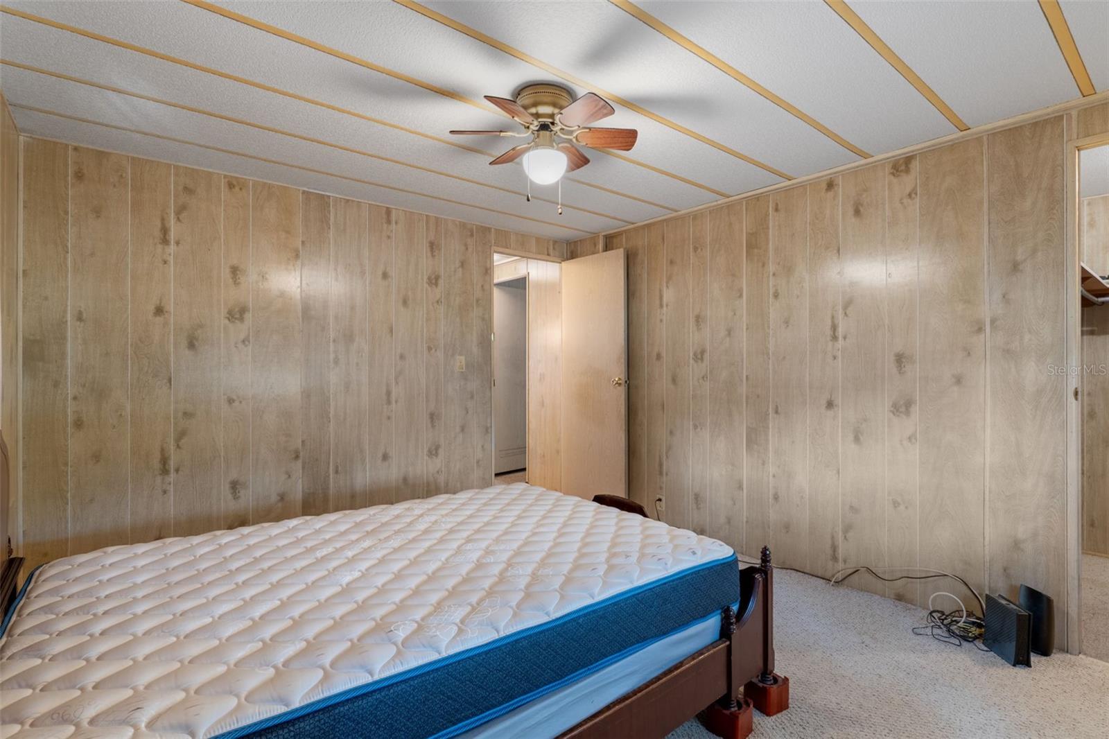 Image 23 of 43 For 12118 Fairway Avenue