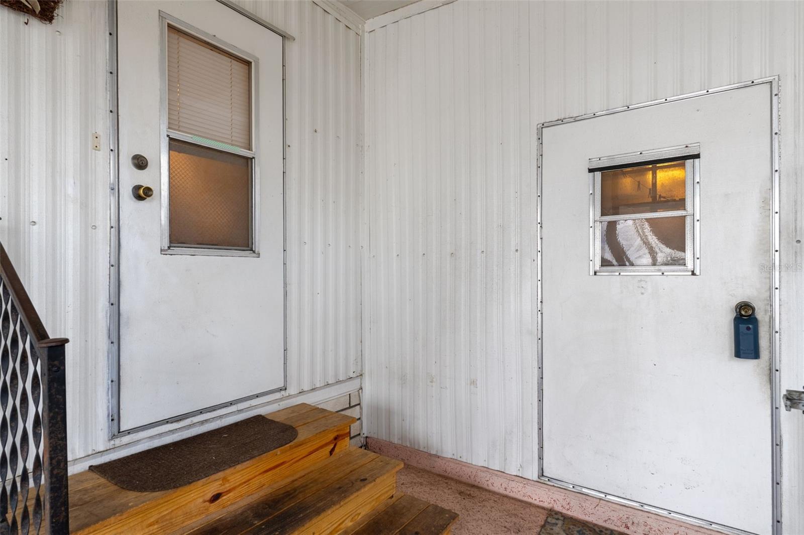 Image 27 of 43 For 12118 Fairway Avenue