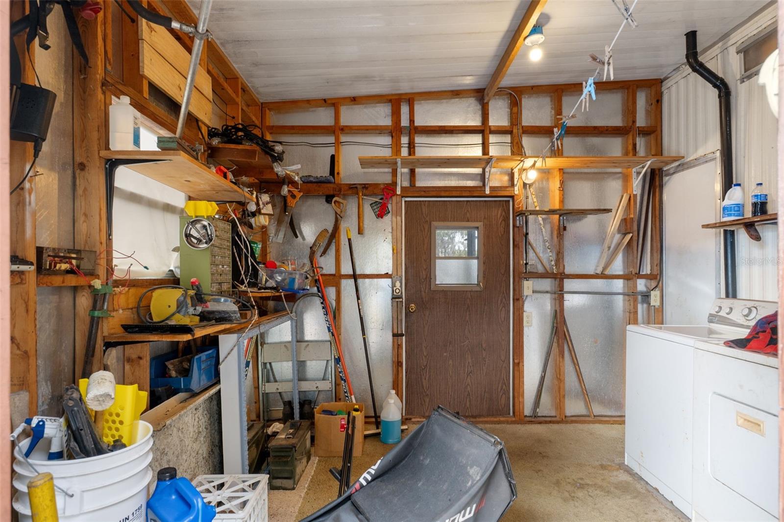 Image 28 of 43 For 12118 Fairway Avenue