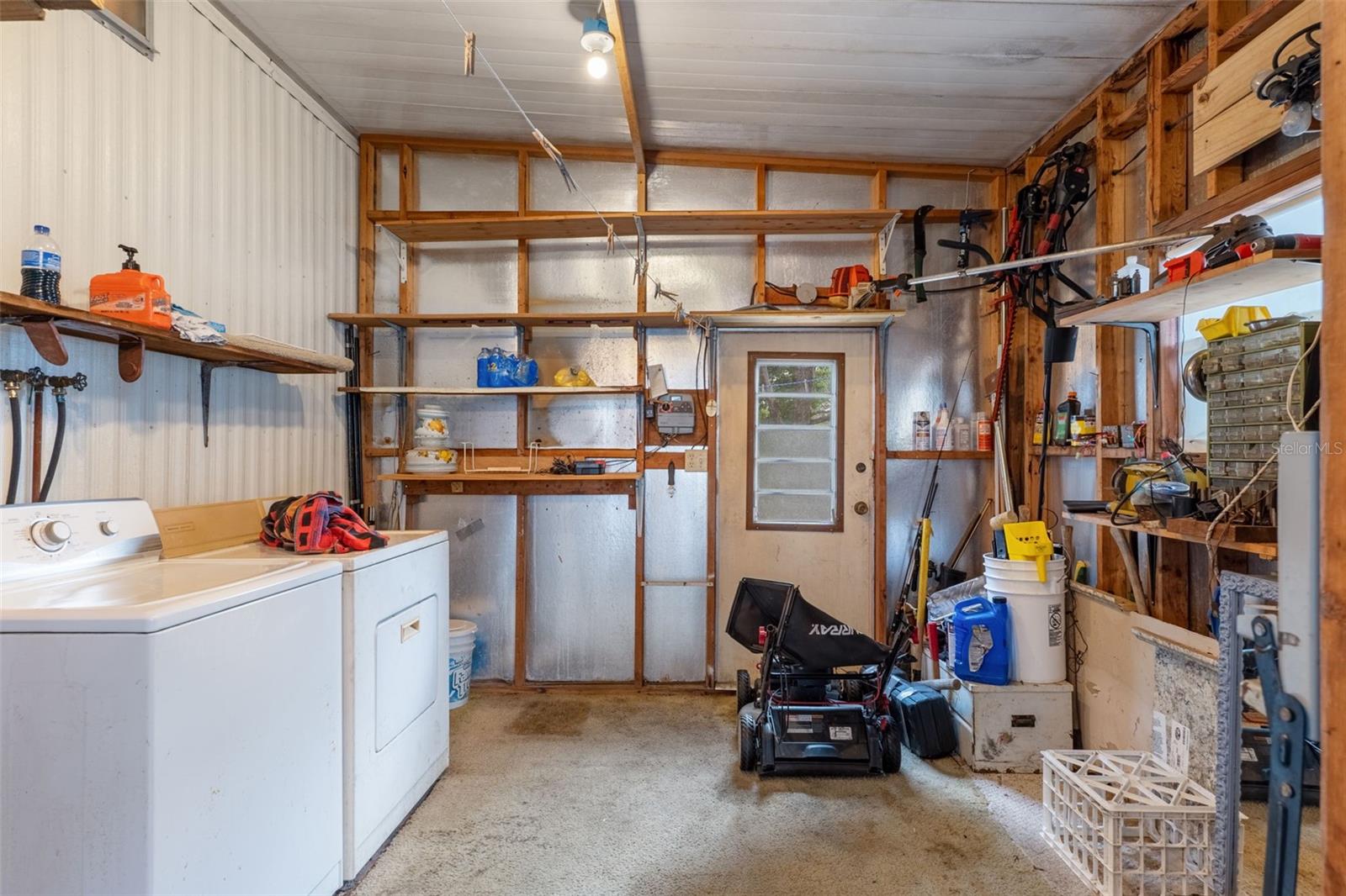 Image 29 of 43 For 12118 Fairway Avenue