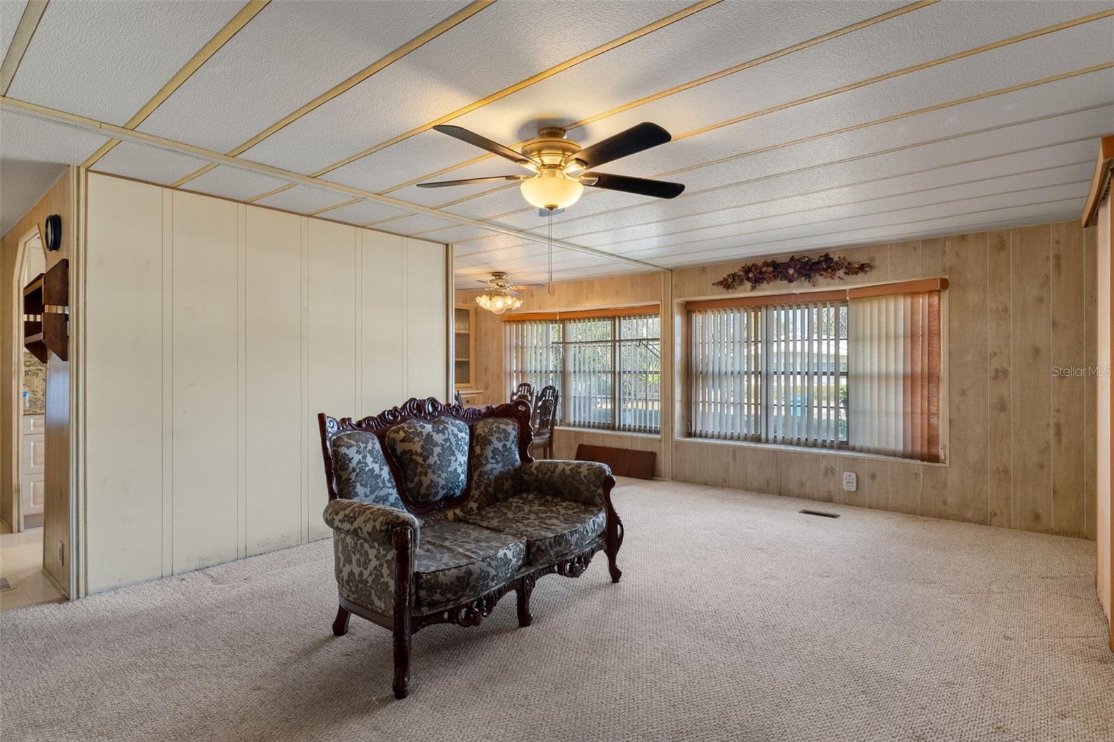 Image 9 of 43 For 12118 Fairway Avenue