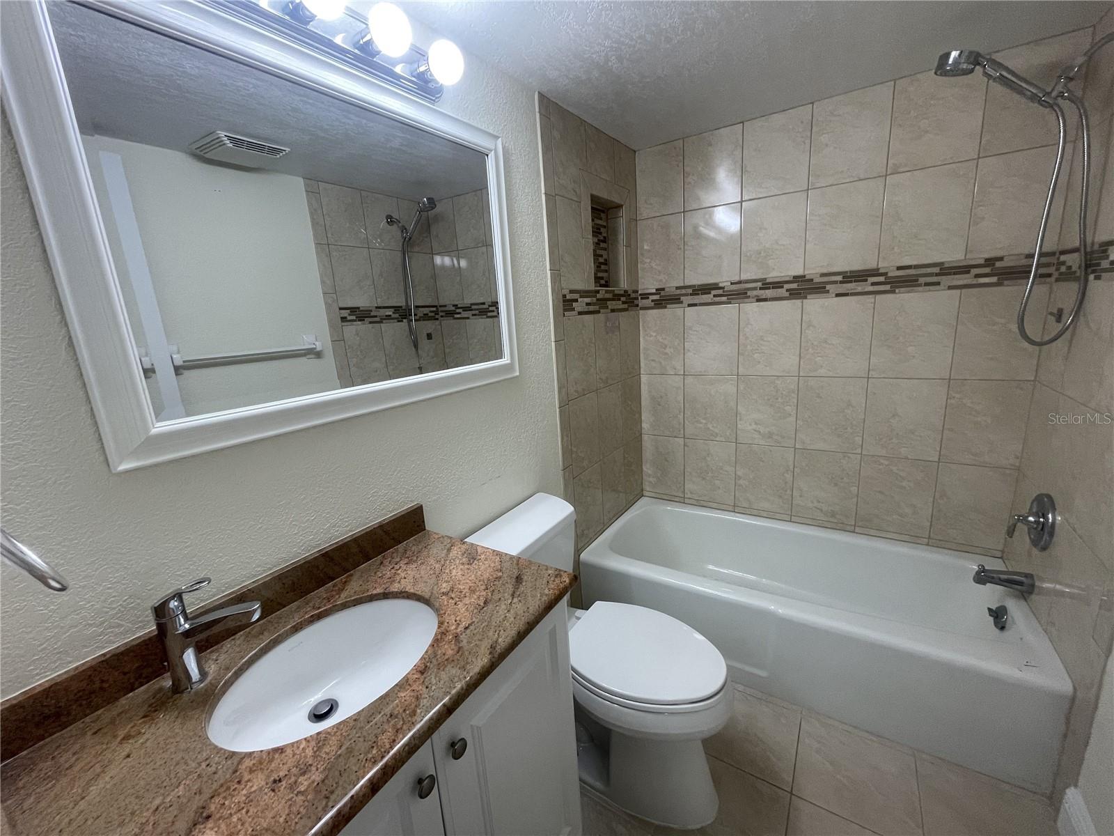 Image 19 of 24 For 1361 Snell Isle Boulevard Ne 6