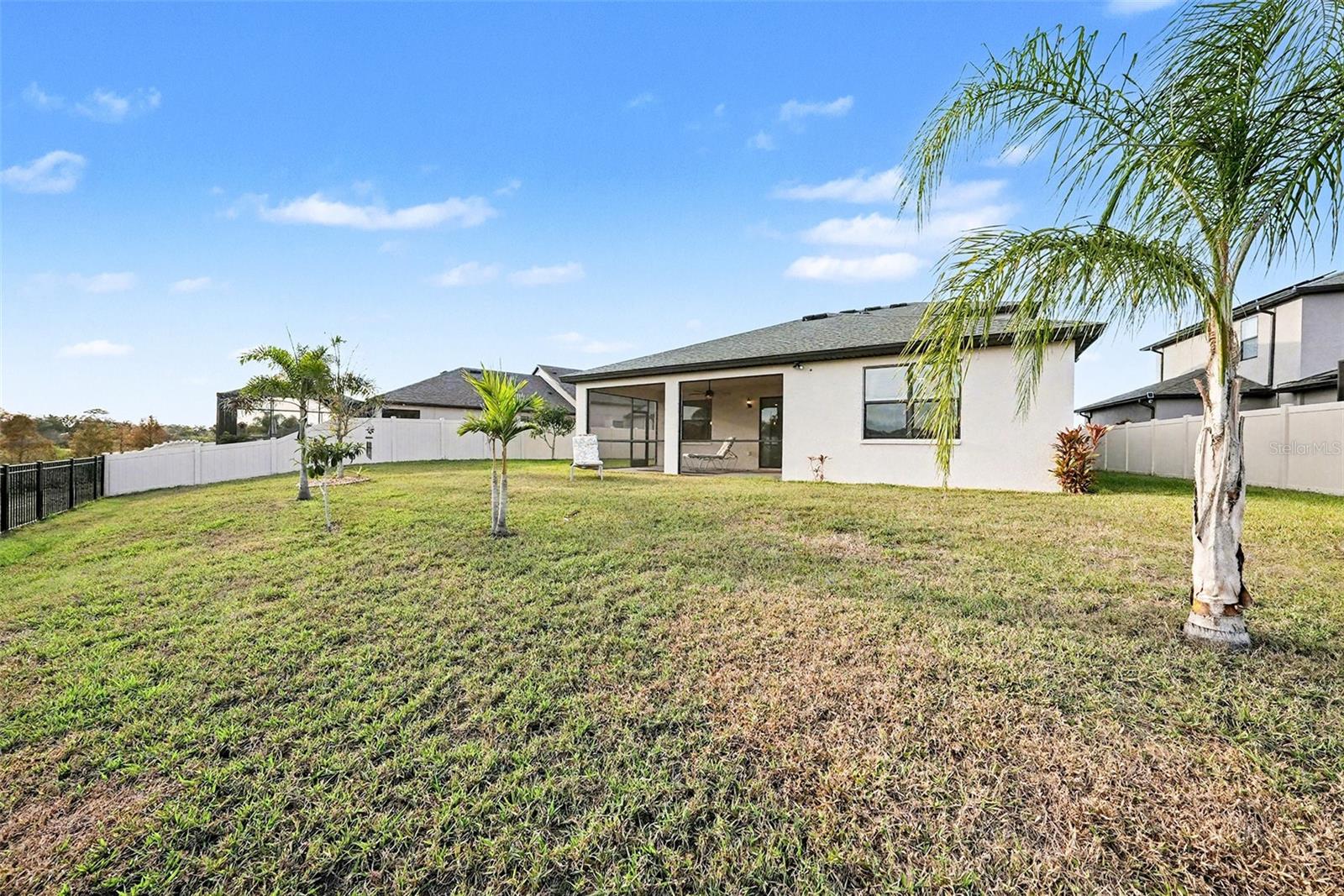 Listing photo id 22 for 13638 Moosehead Circle