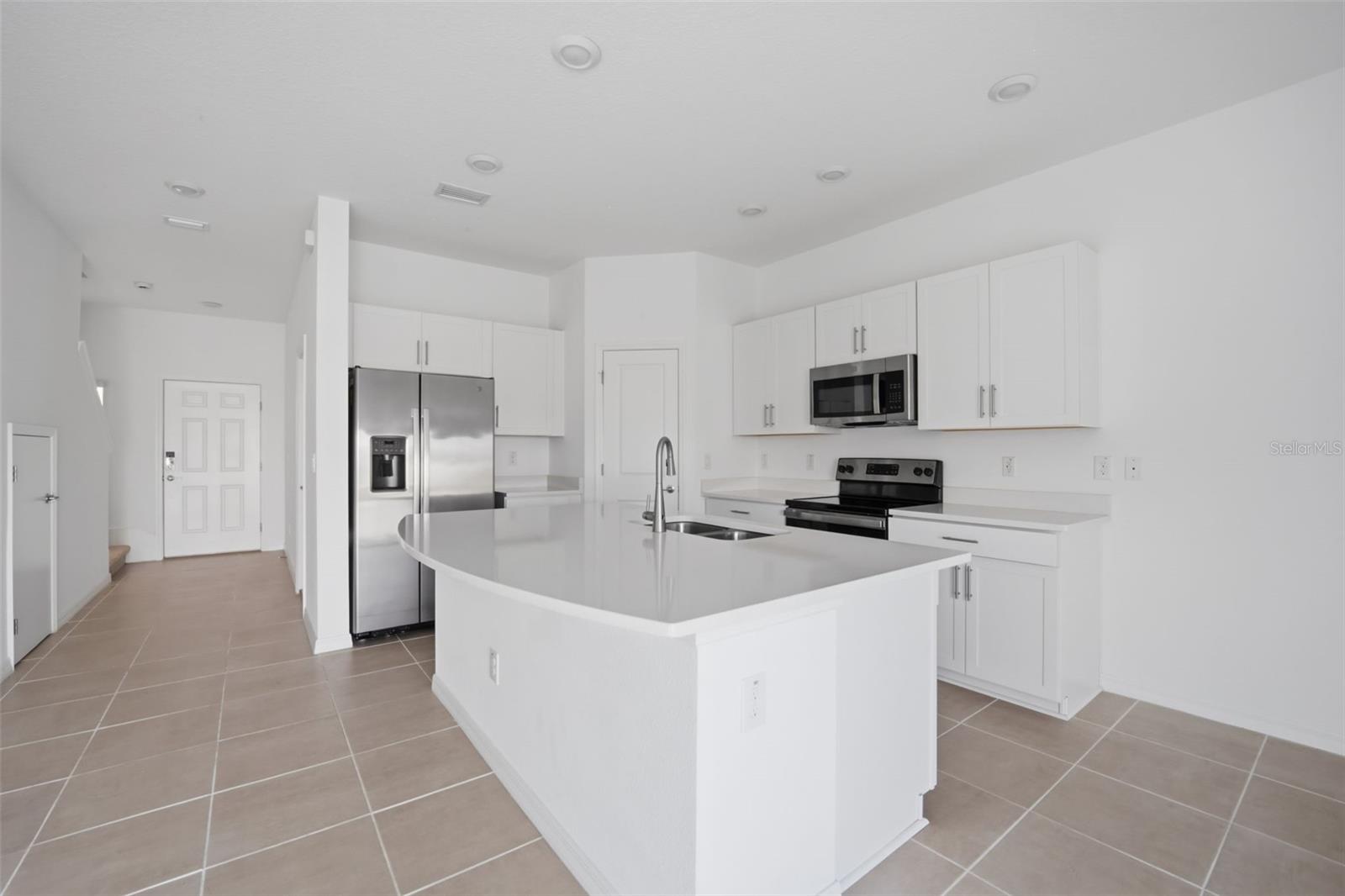 Image 4 of 32 For 2407 Paravane Way