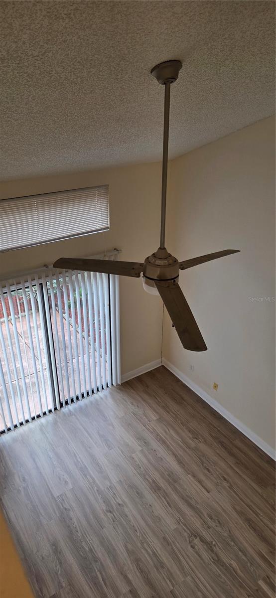 Image 13 of 24 For 6262 142nd Avenue 1310