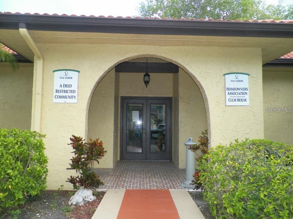 Image 21 of 24 For 6262 142nd Avenue 1310