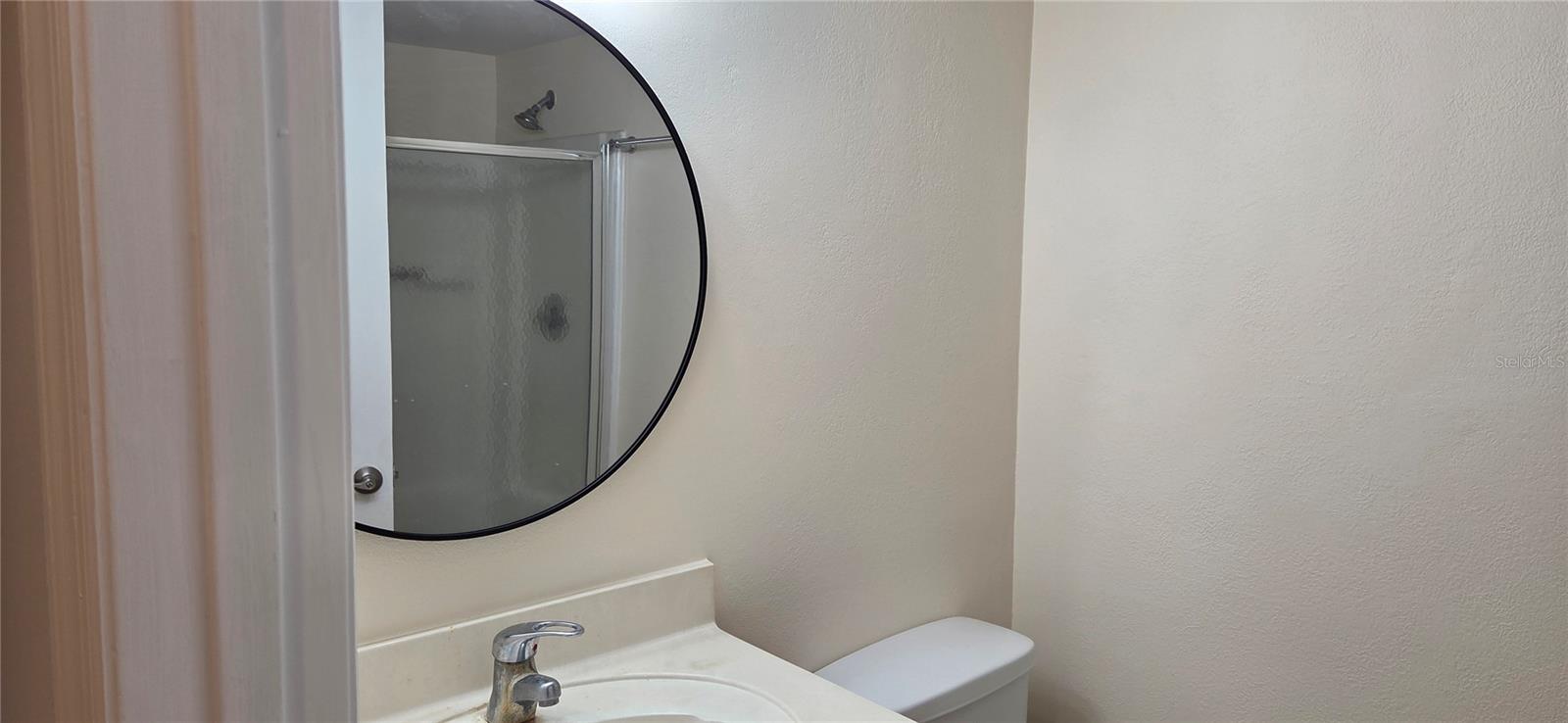 Image 9 of 24 For 6262 142nd Avenue 1310