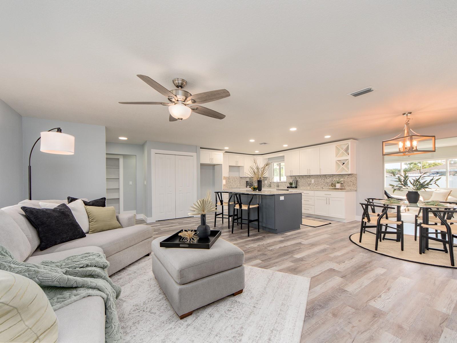 Listing photo id 9 for 12446 88th Avenue