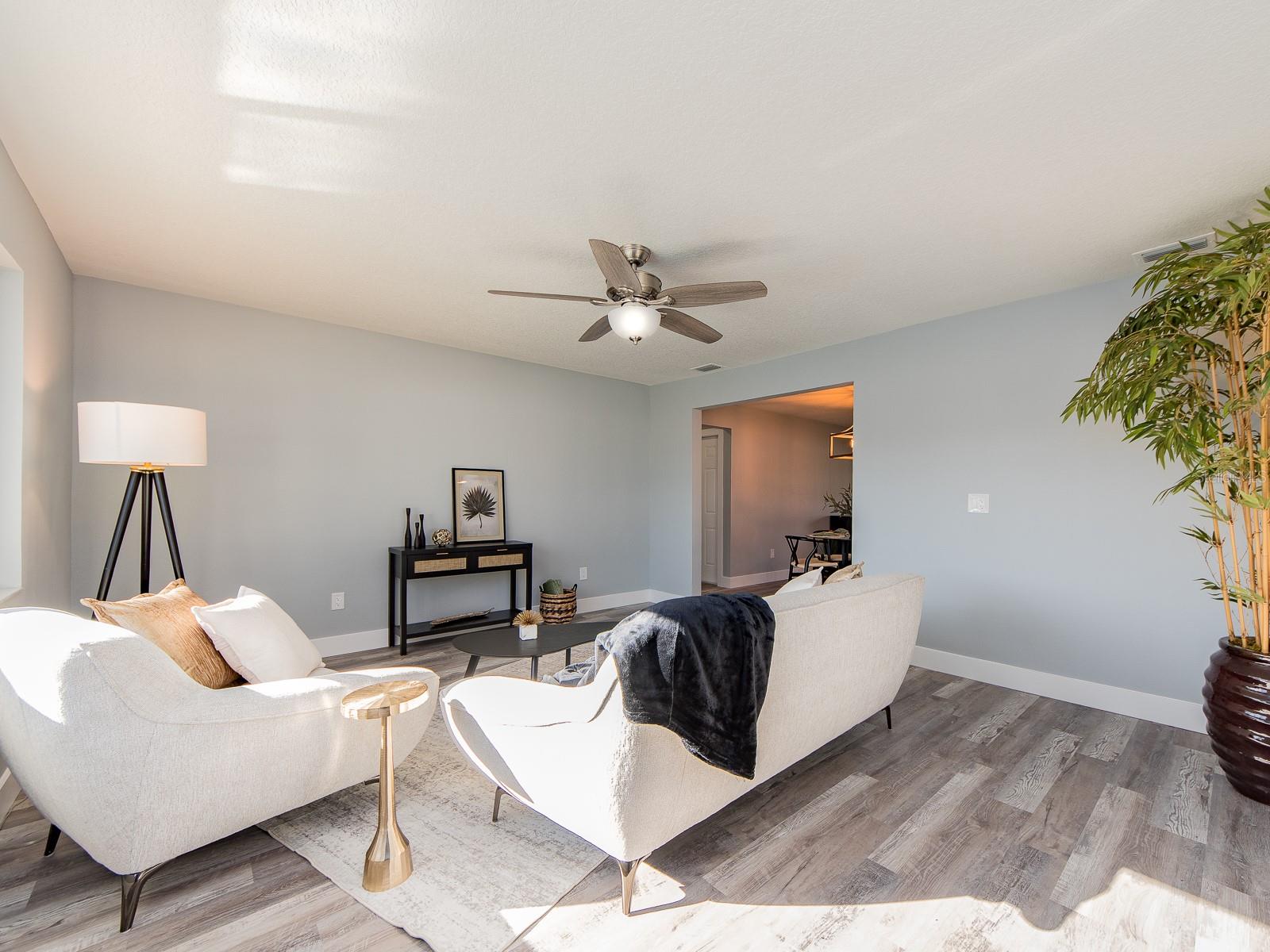 Listing photo id 18 for 12446 88th Avenue