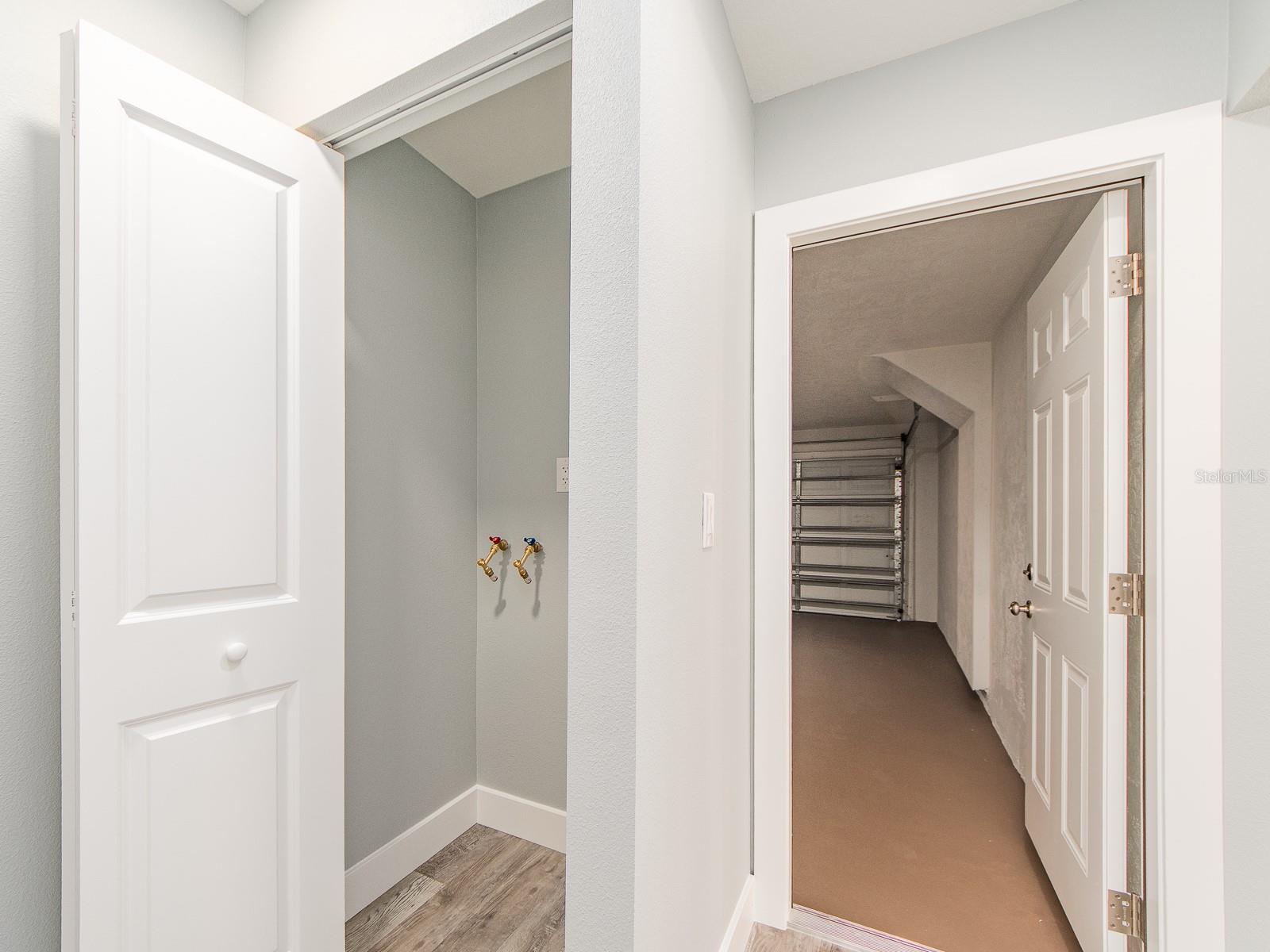 Listing photo id 36 for 12446 88th Avenue