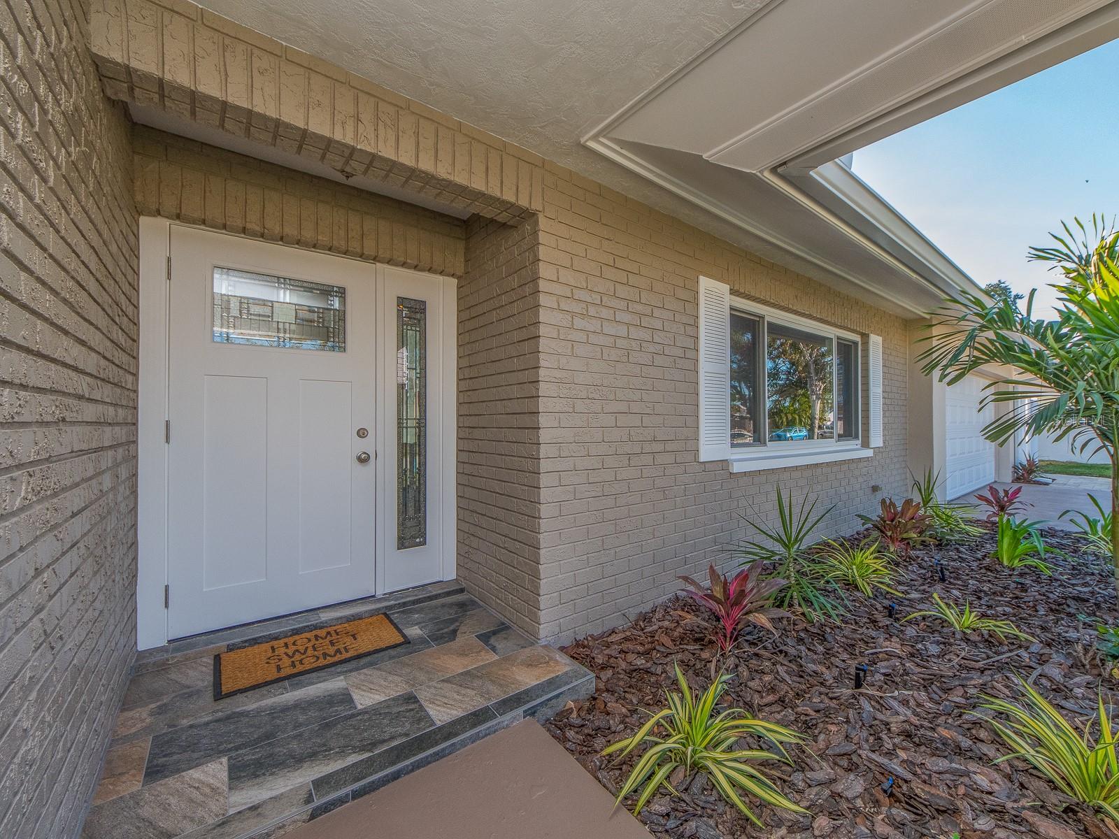 Listing photo id 3 for 12446 88th Avenue