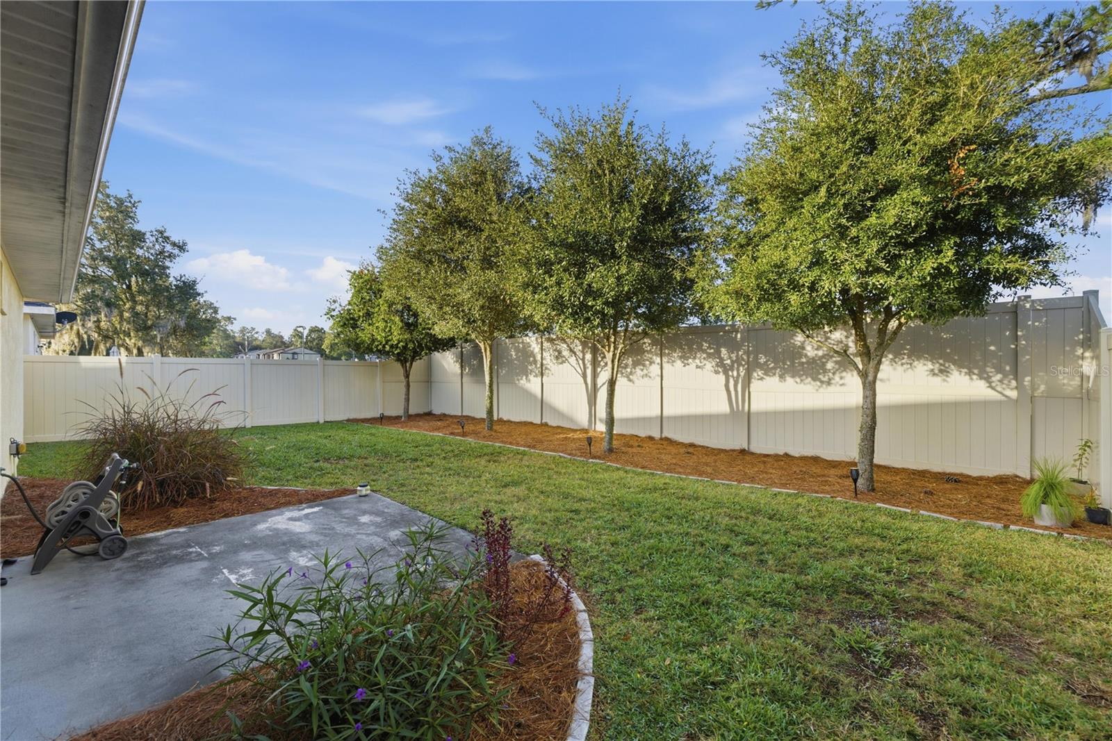 Image 22 of 32 For 2120 37th Court