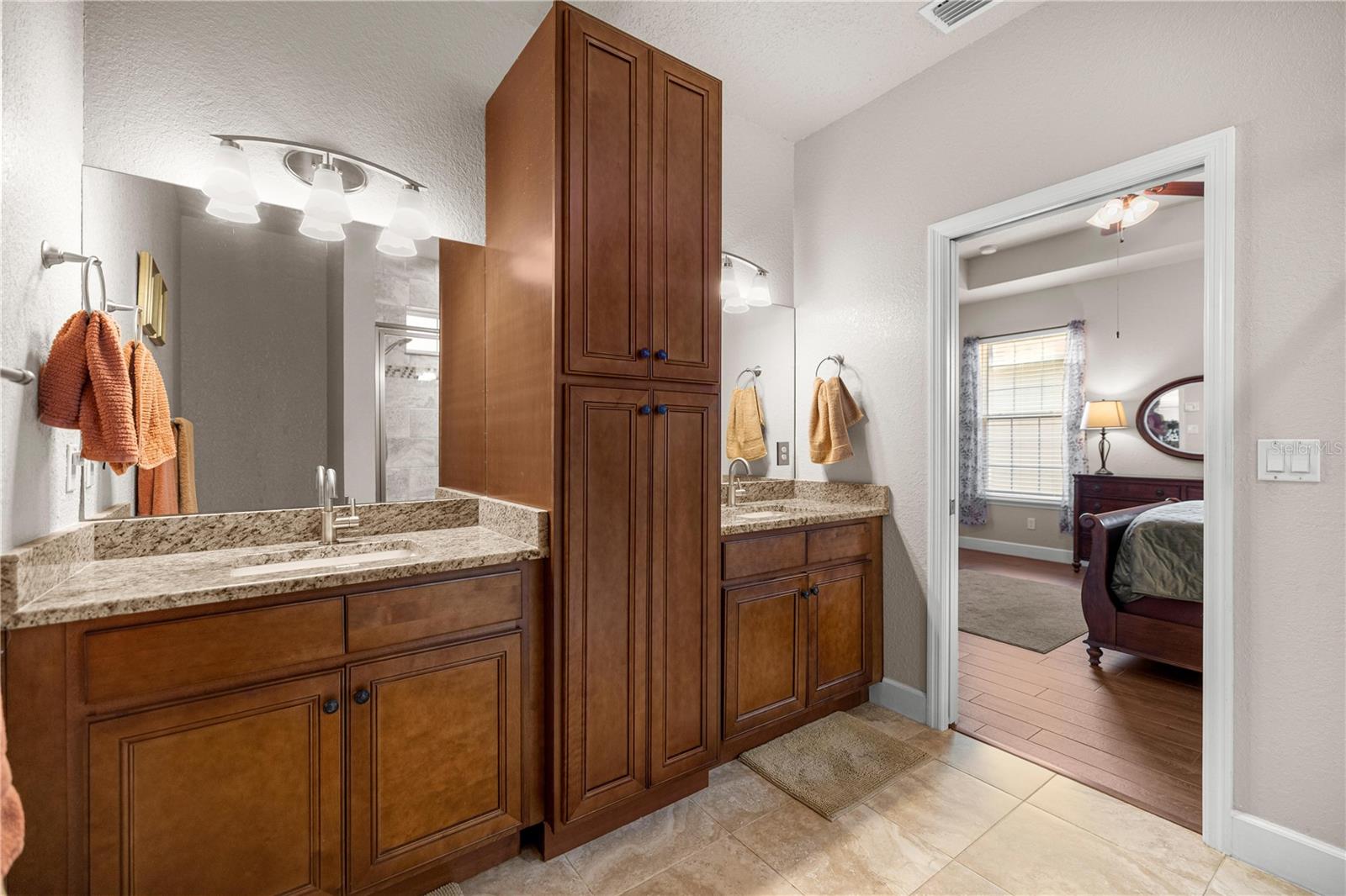 Image 6 of 32 For 2120 37th Court