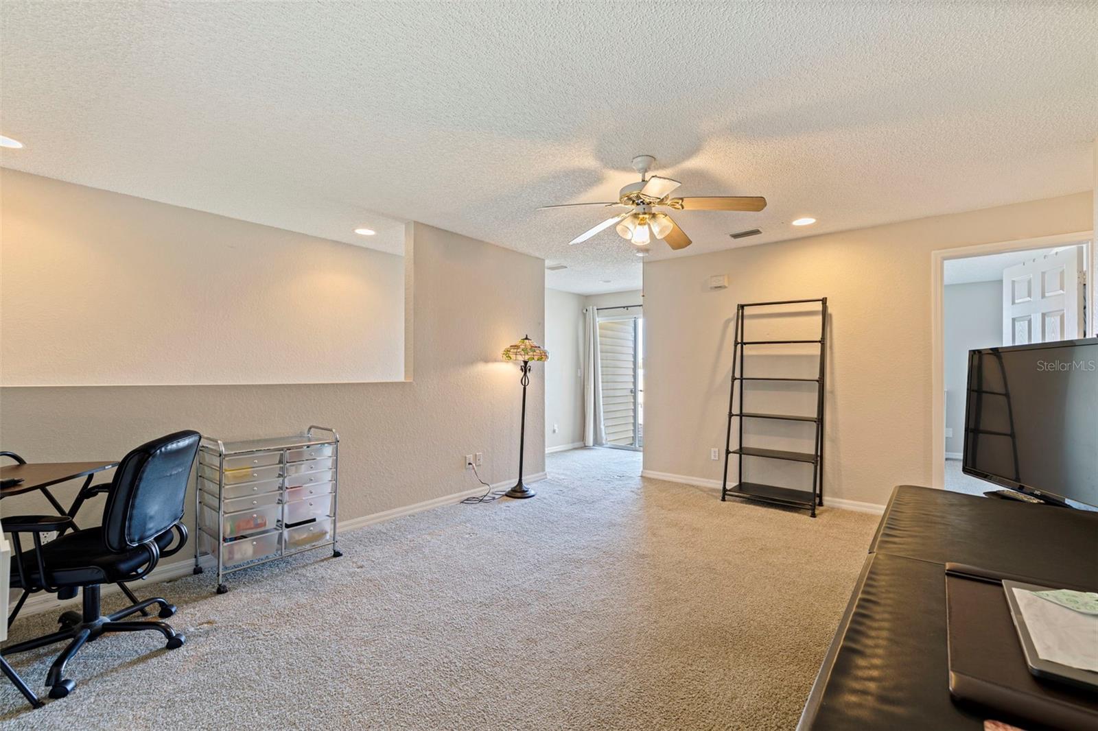 Image 21 of 50 For 1050 Starkey Road 602