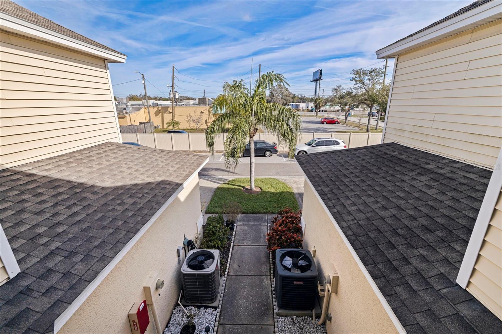 Image 24 of 50 For 1050 Starkey Road 602