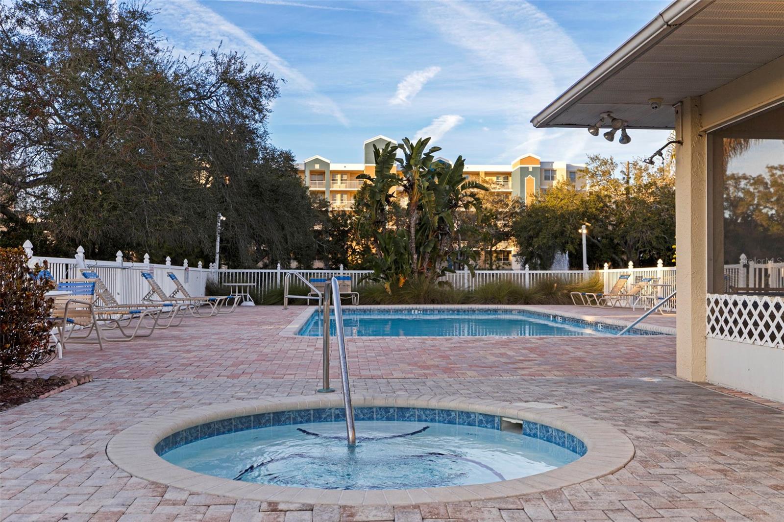 Image 37 of 50 For 1050 Starkey Road 602