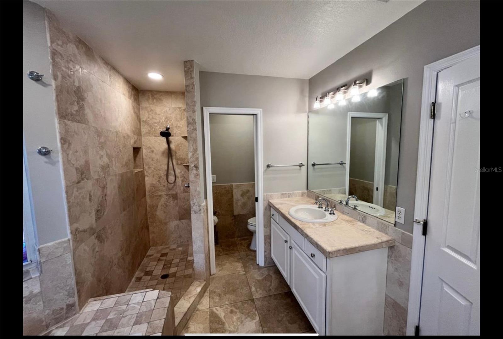 Image 12 of 23 For 2920 El Prado Boulevard 1