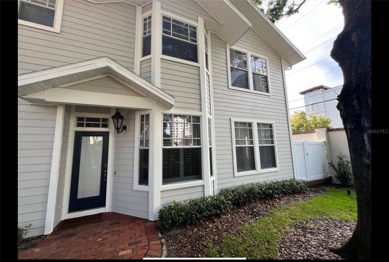 Image 2 of 23 For 2920 El Prado Boulevard 1