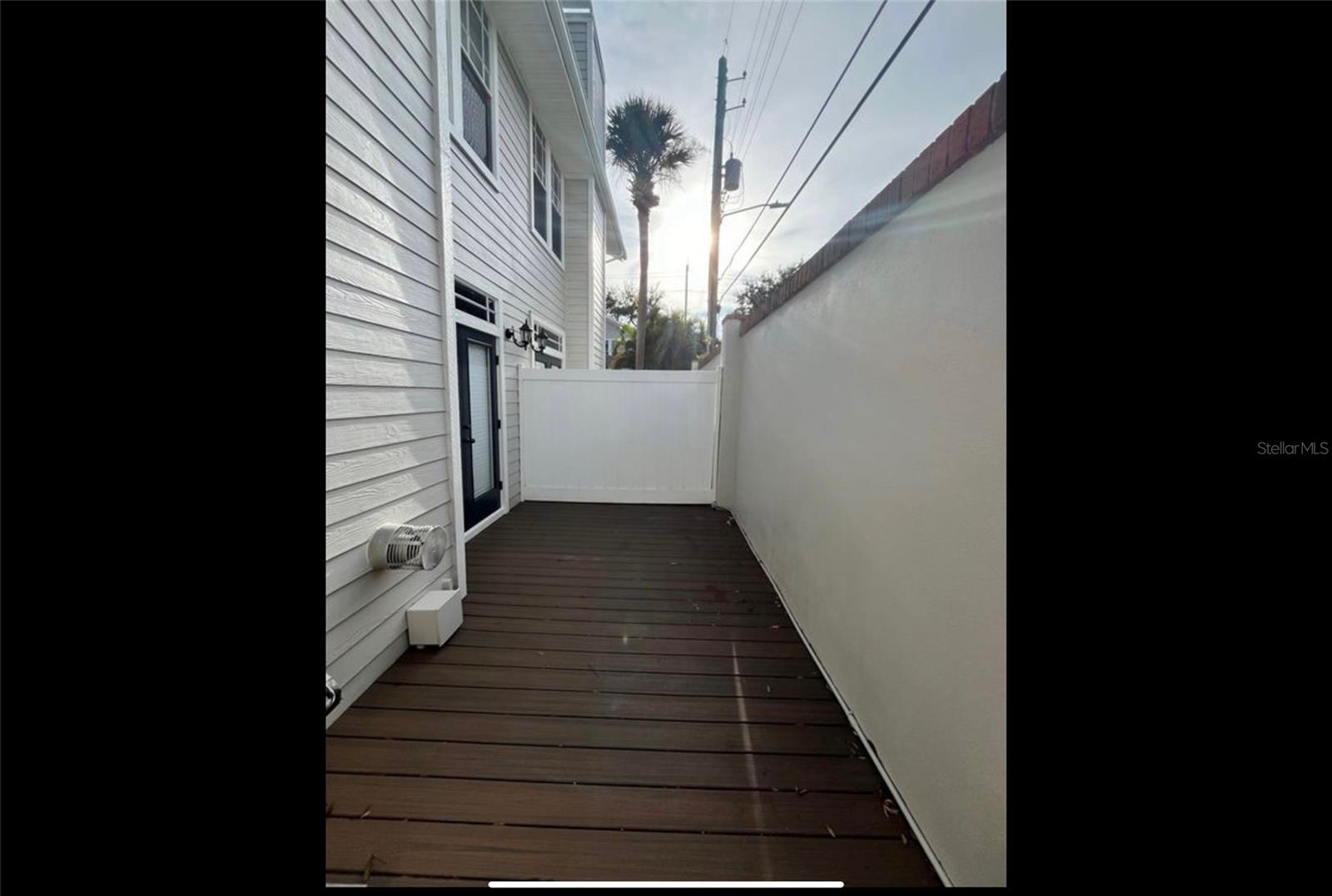 Image 20 of 23 For 2920 El Prado Boulevard 1