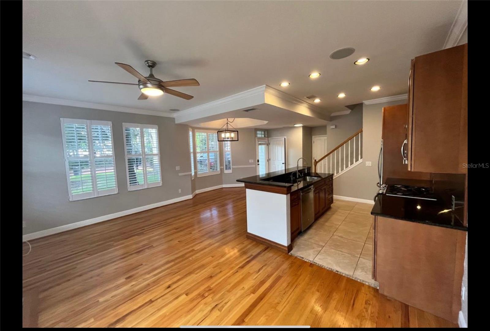 Image 5 of 23 For 2920 El Prado Boulevard 1