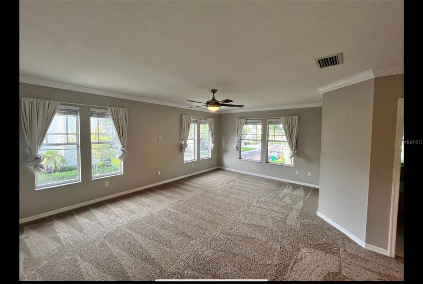 Image 9 of 23 For 2920 El Prado Boulevard 1