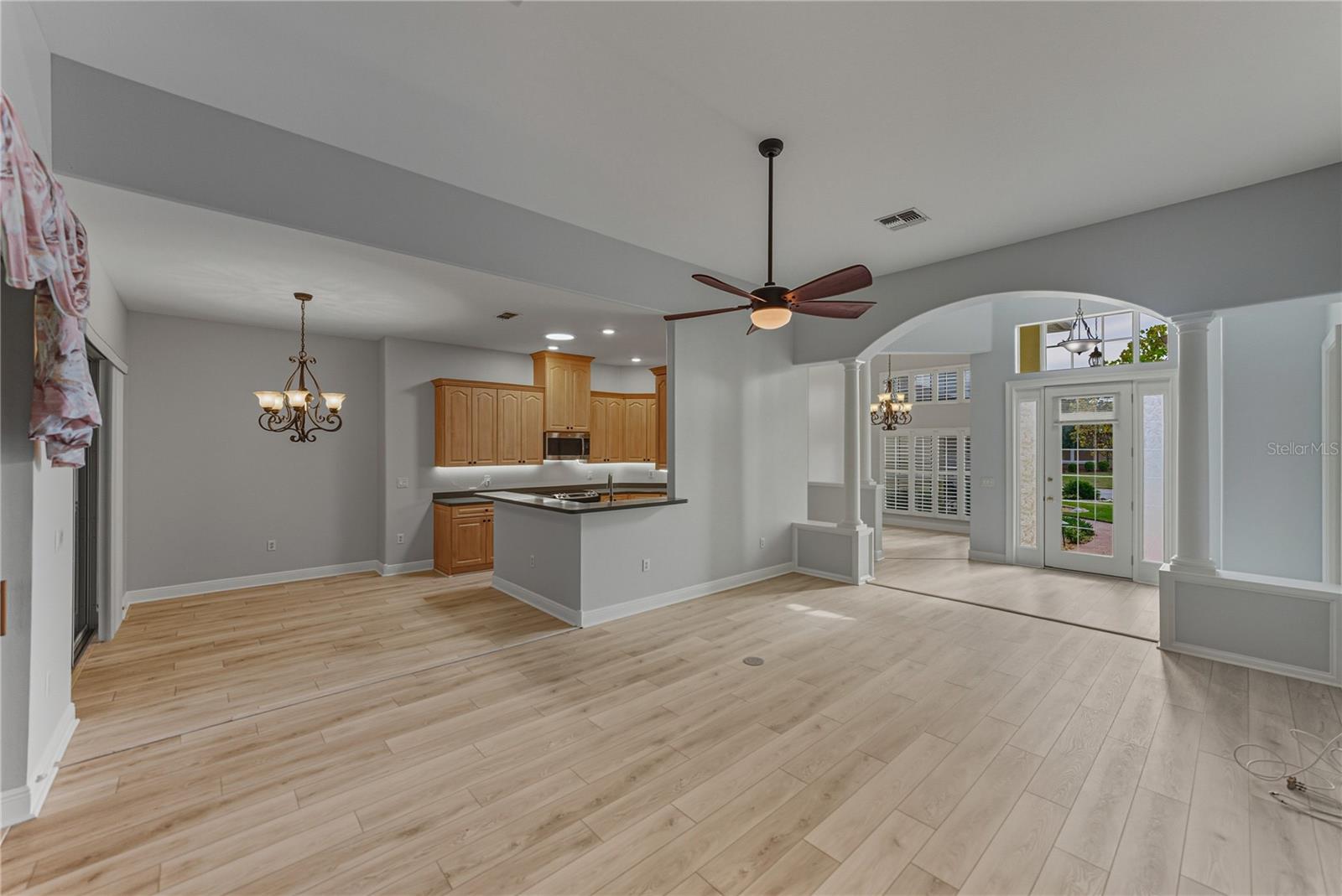 Image 12 of 72 For 8725 Mississippi Run