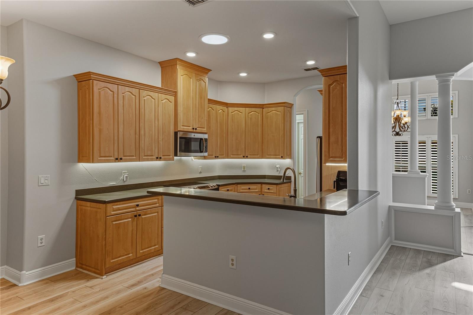 Image 17 of 72 For 8725 Mississippi Run