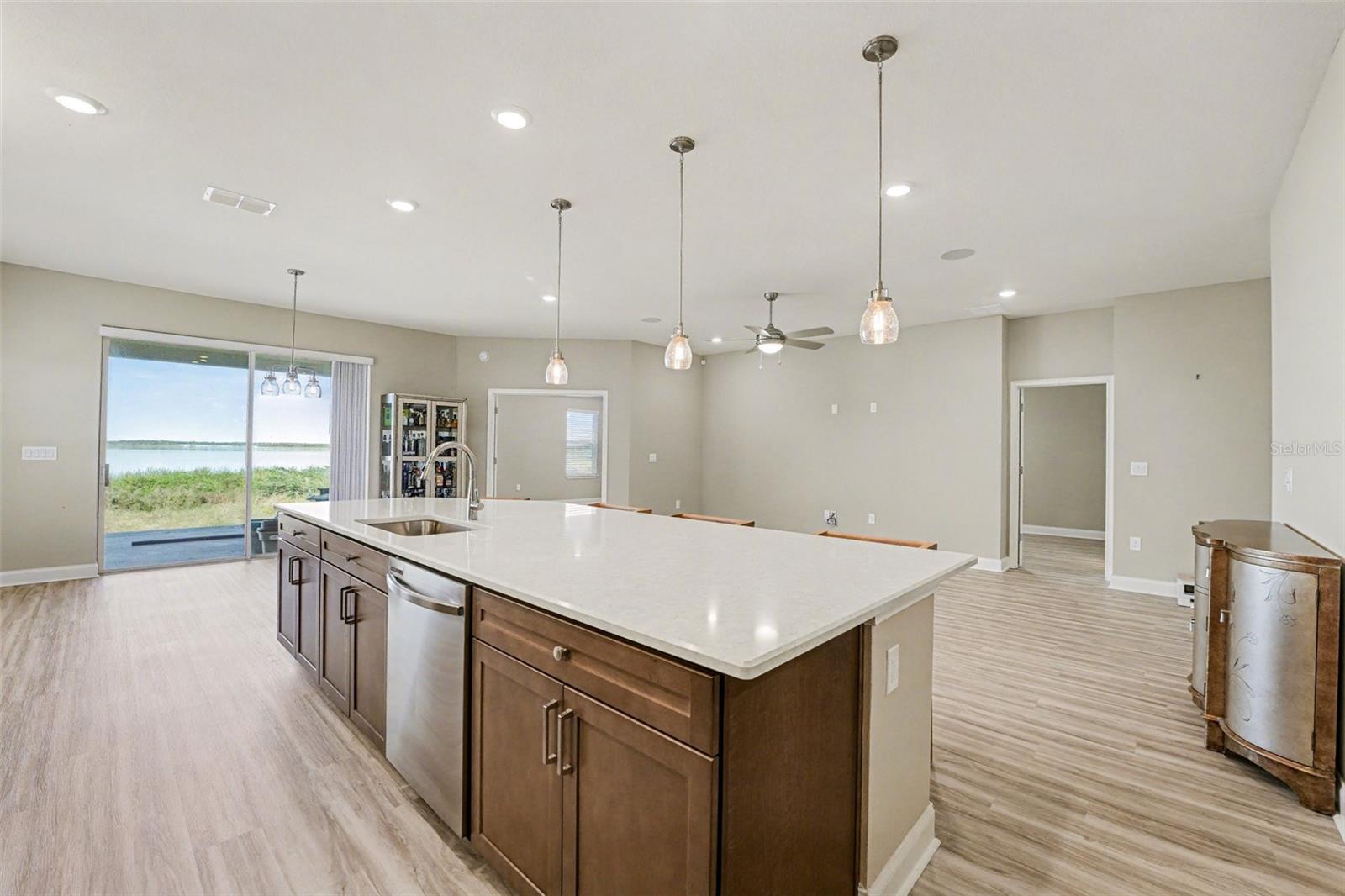 Image 10 of 32 For 1464 Melrose St