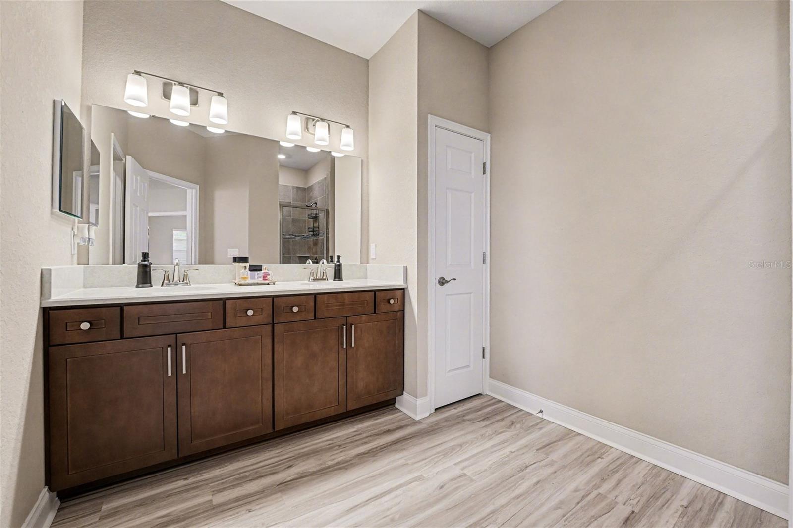 Image 18 of 32 For 1464 Melrose St