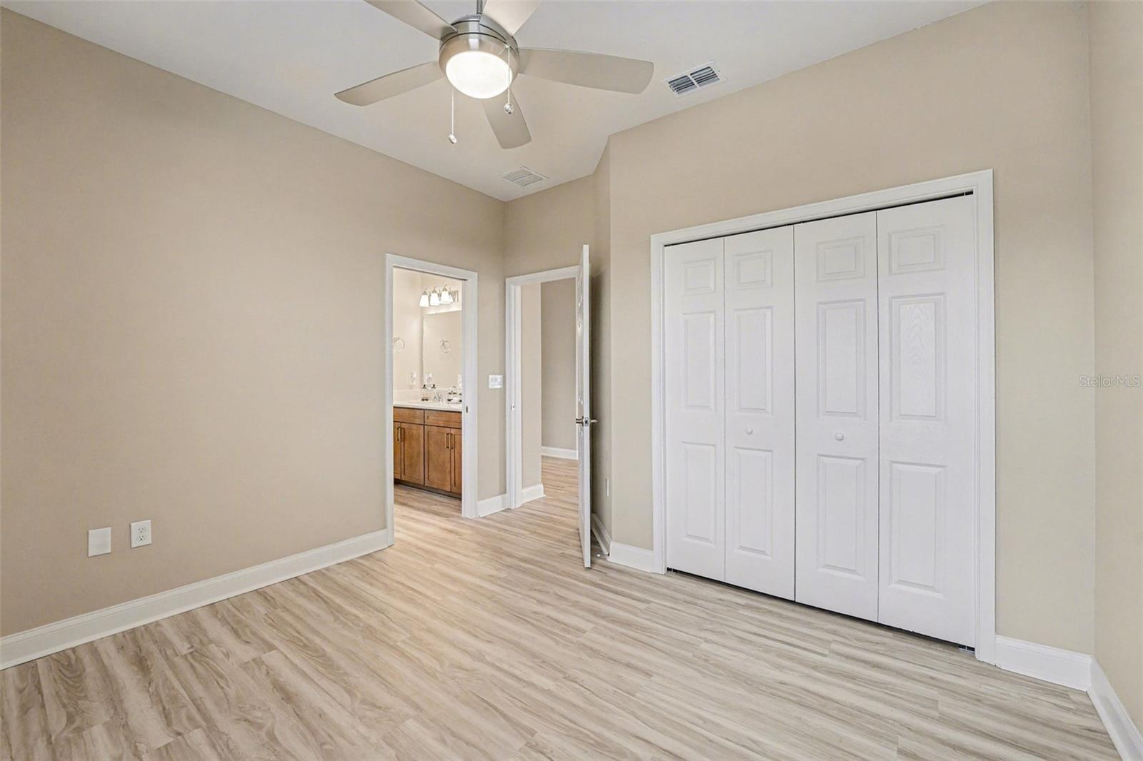 Image 21 of 32 For 1464 Melrose St