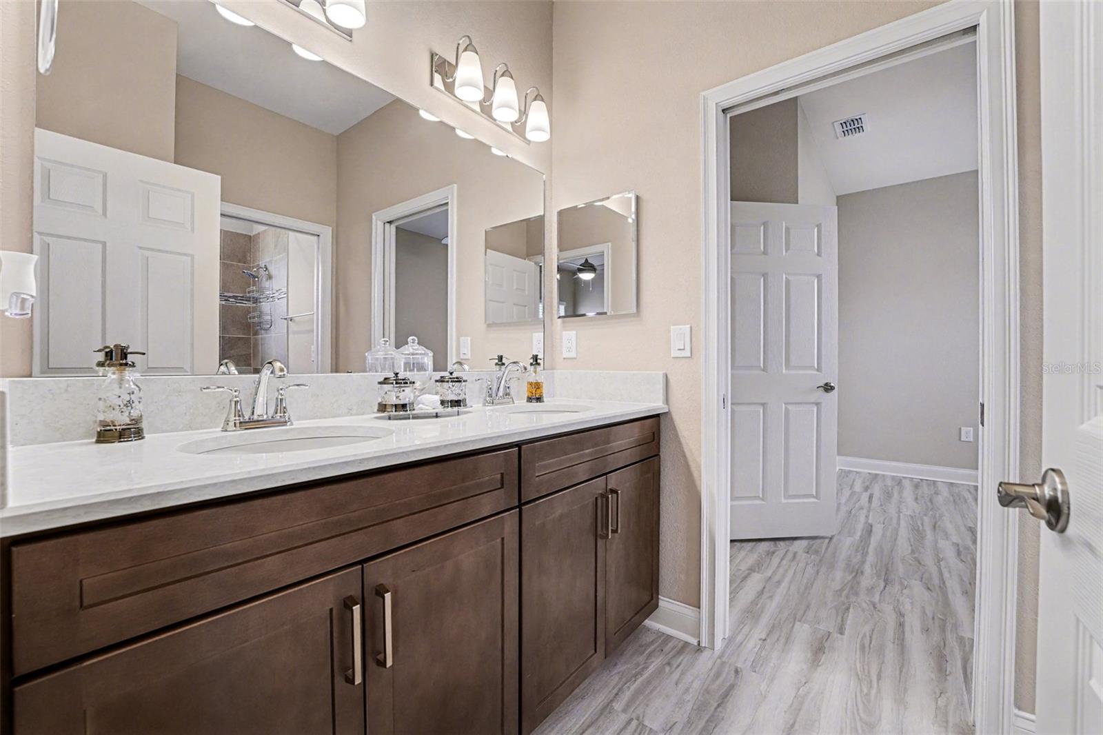 Image 24 of 32 For 1464 Melrose St